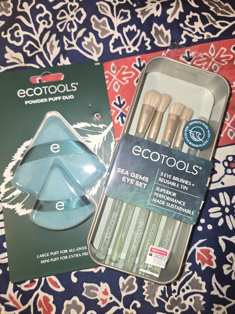 ecotools Sea Gems Eye Brush Set & Powder Puff Duo in teal